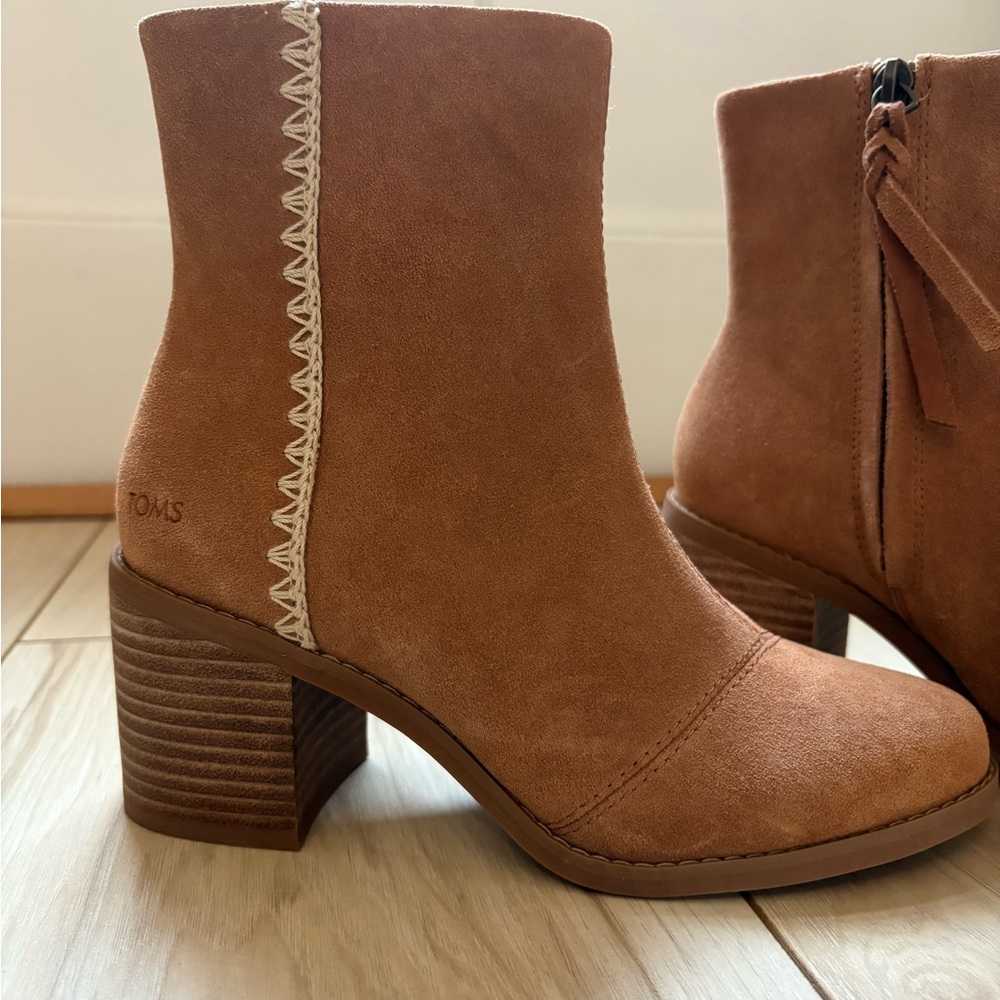 TOMS Tan Suede Stacked Heel Ankle Boots with Stitch Detail - Picture 4 of 5